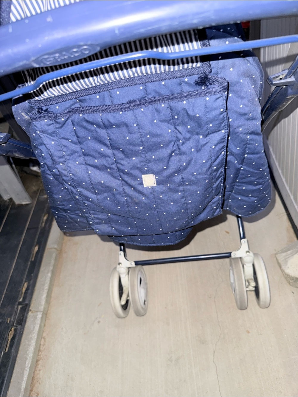 Vintage Graco 1980’s “790ND Series” Navy Polka Dot Stroller with Cream Accents - Picture 14 of 17